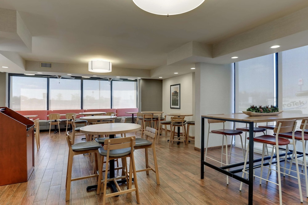 Drury Inn & Suites Marion 38/50
