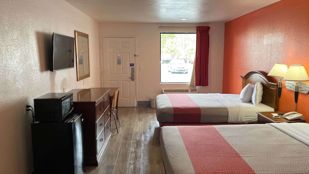 Motel6 Pooler, GA - Savannah Airport 18/50