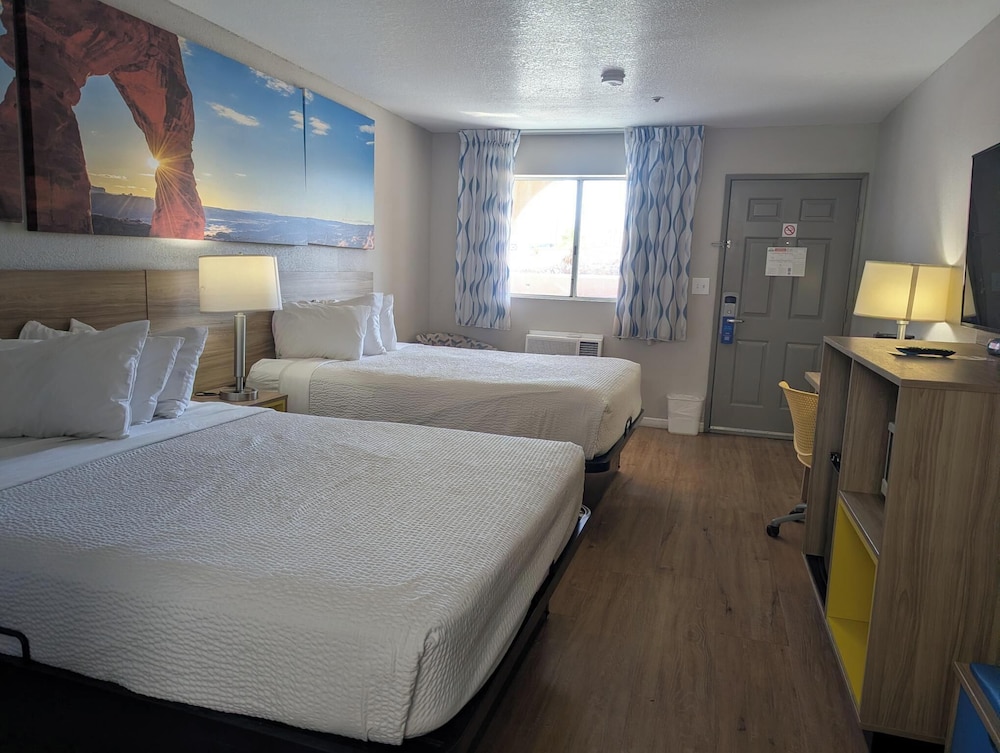 Room, 2 Queen Beds, Accessible