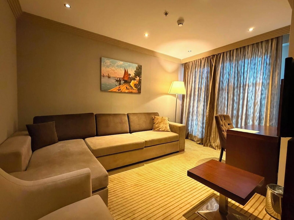 VOLLEY HOTEL ISTANBUL 46/73