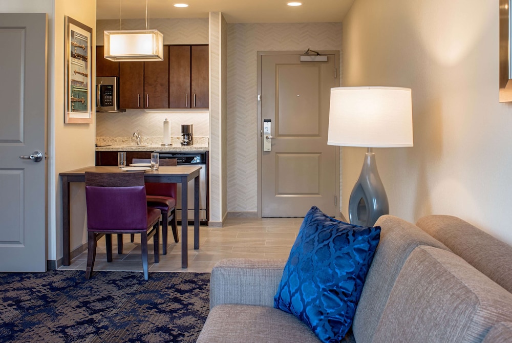 Homewood Suites by Hilton New Orleans French Quarter 34/49