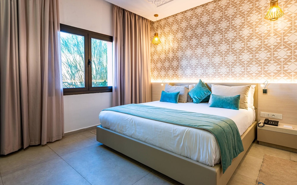 Medina Gardens - Adult only 29/73
