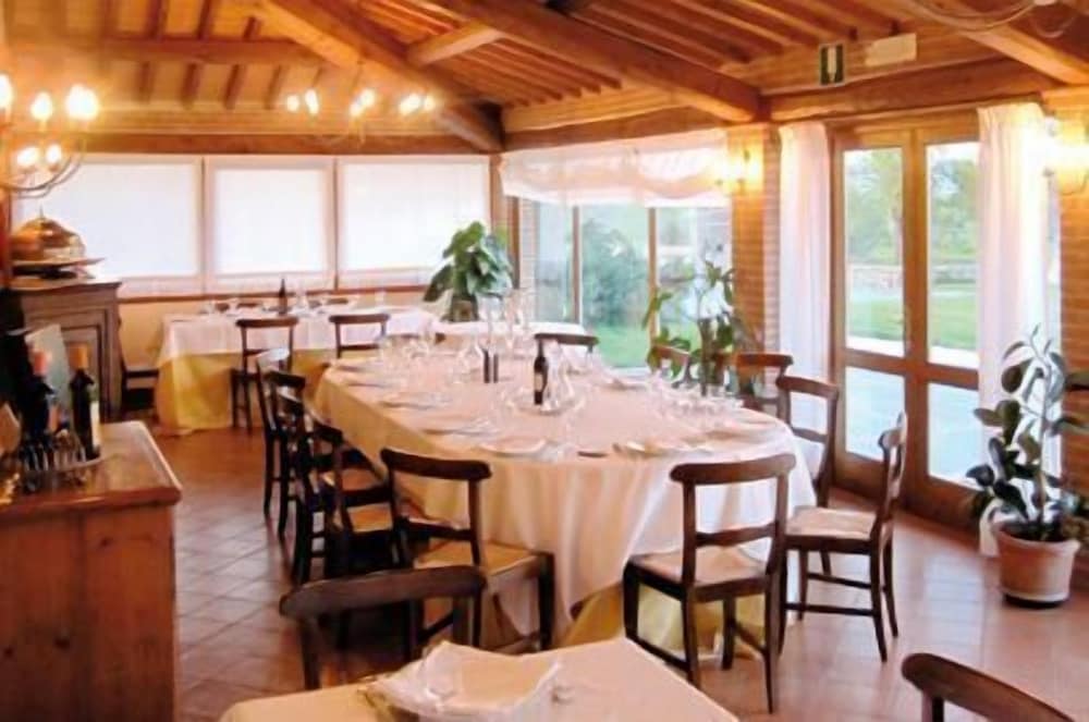 LOCANDA POGGIOLEONE 60/71