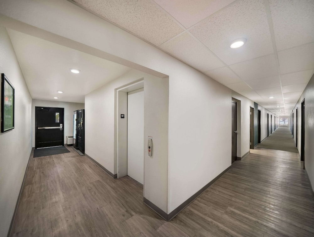 Woodspring Suites Fort Worth Trophy Club 7/48