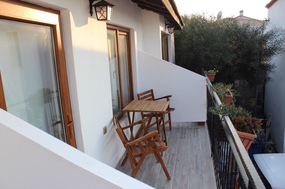 Silenos Boutique Hotel 9/44