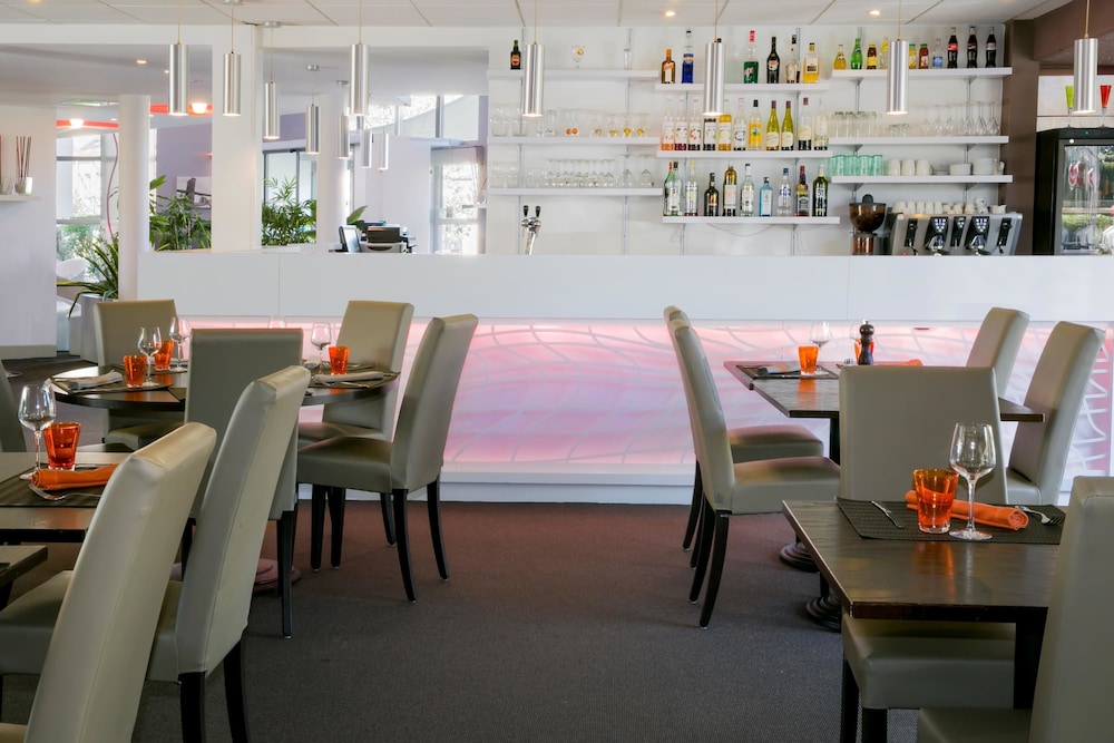 restaurant-cafeteria