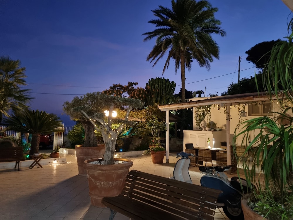 Hotel Villa Bina 58/66