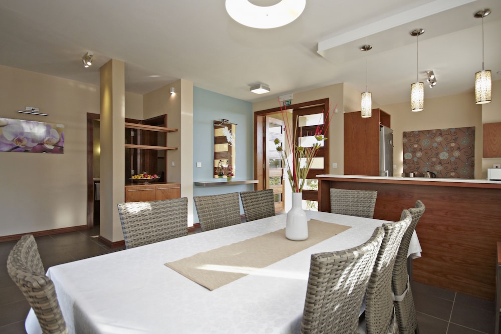 Villa Sun 42/50