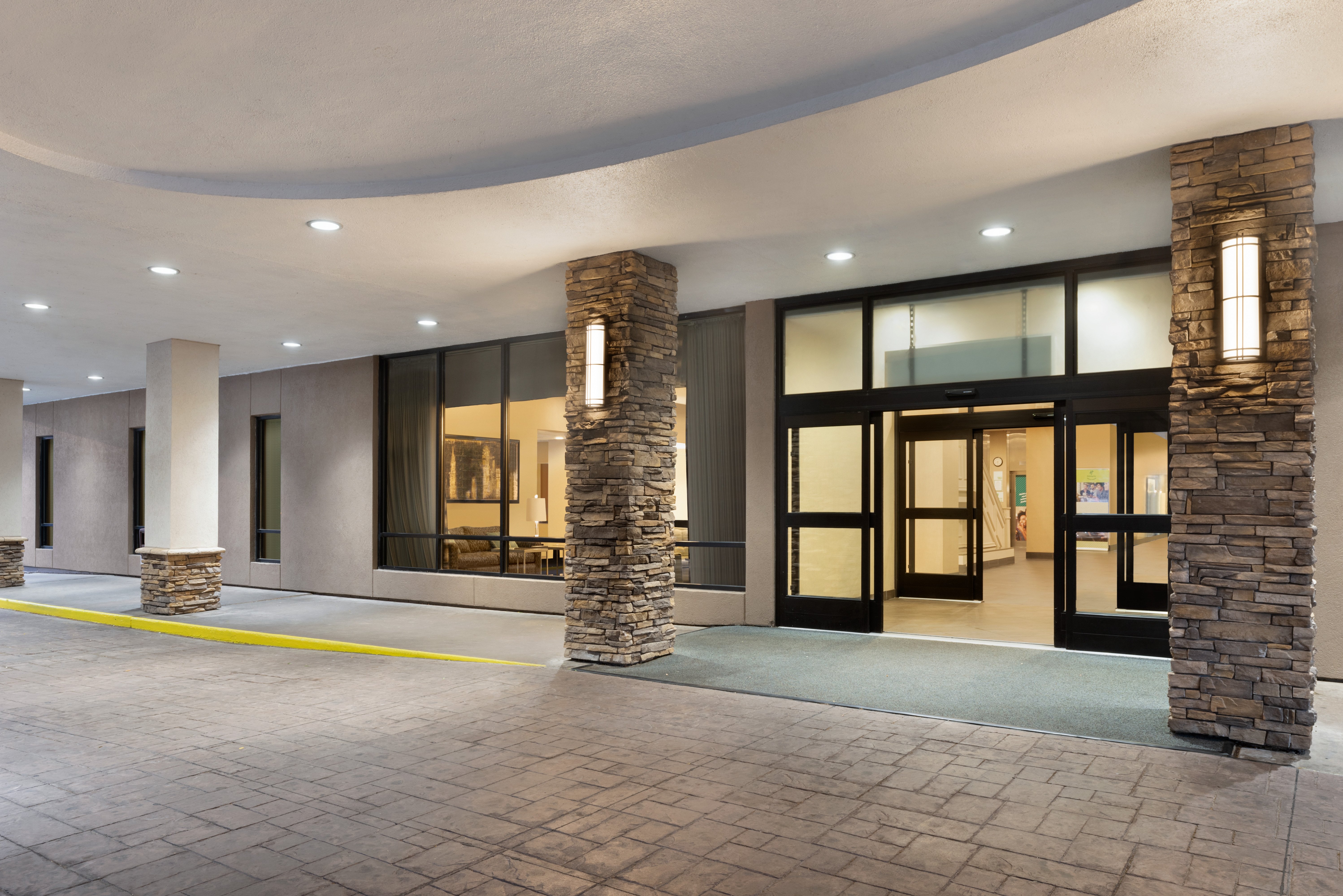 Holiday Inn Rock Island - Quad Cities 79/80
