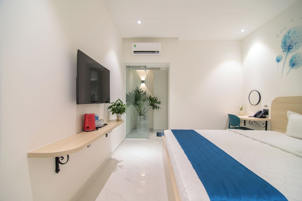 Bin Bin Hotel 11 - Near Island Diamond 28/50