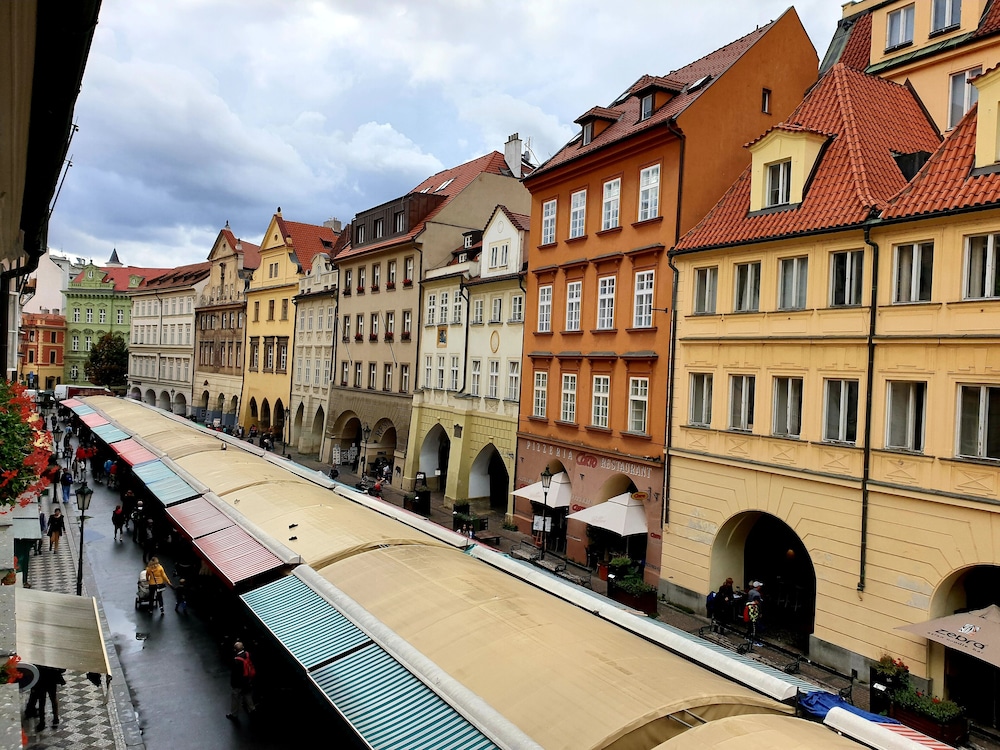 Prague Golden Age 68/74