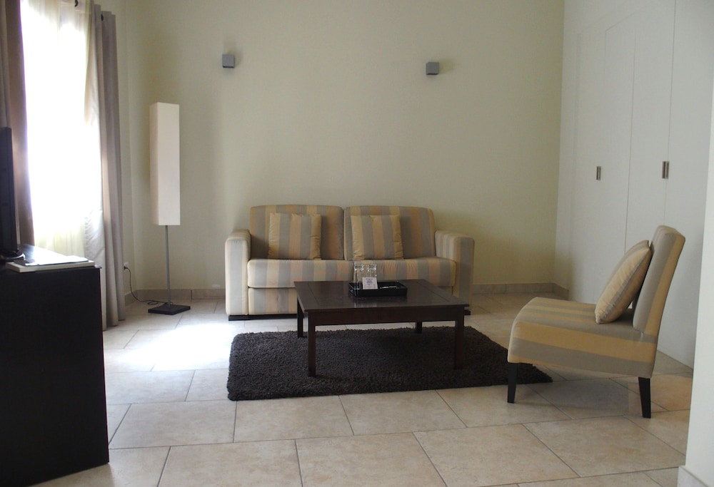 Hotel Perla Rossa 46/75