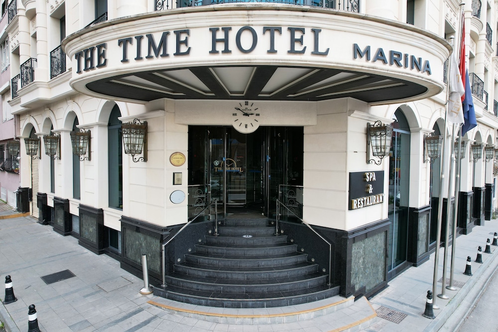 THE TIME HOTEL MARINA 6/87