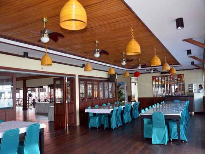Mansinam Hotel & Resort 8/9