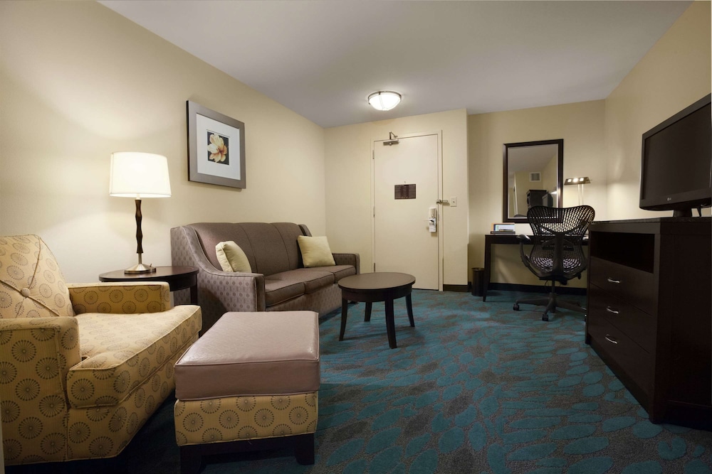 Hilton Garden Inn Fargo 38/61
