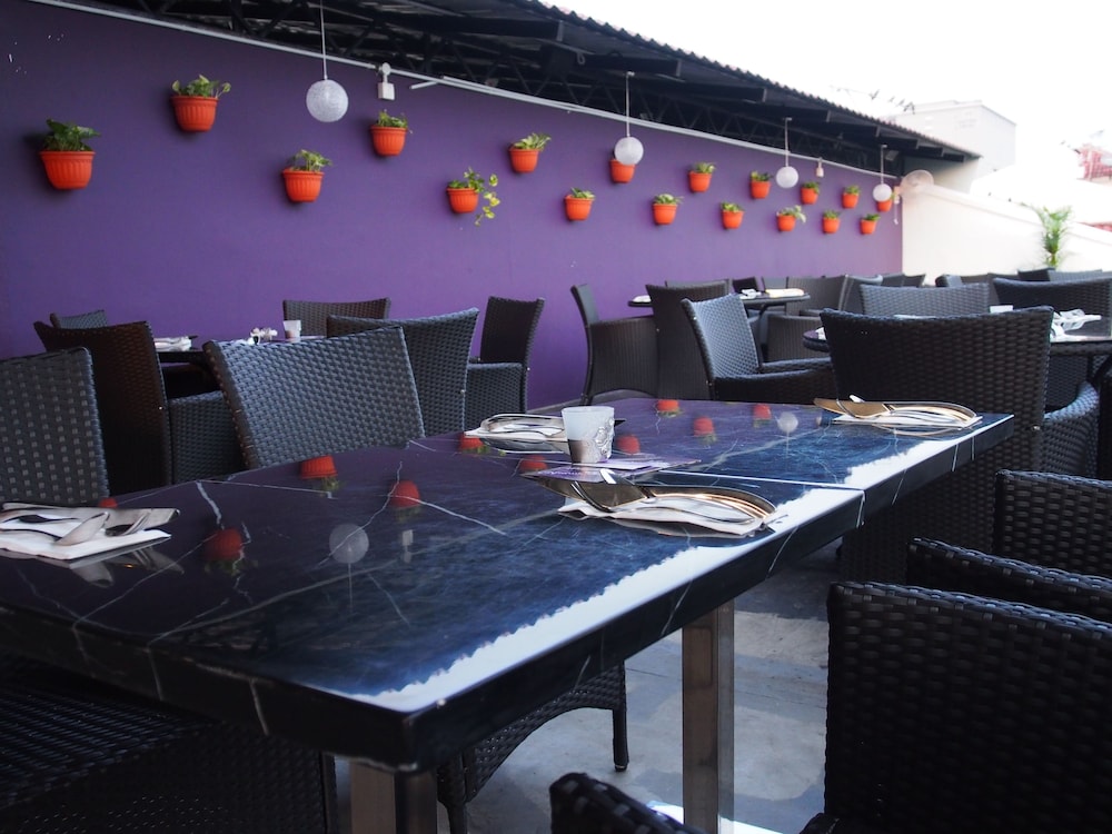 Venus Boutique Hotel 46/50