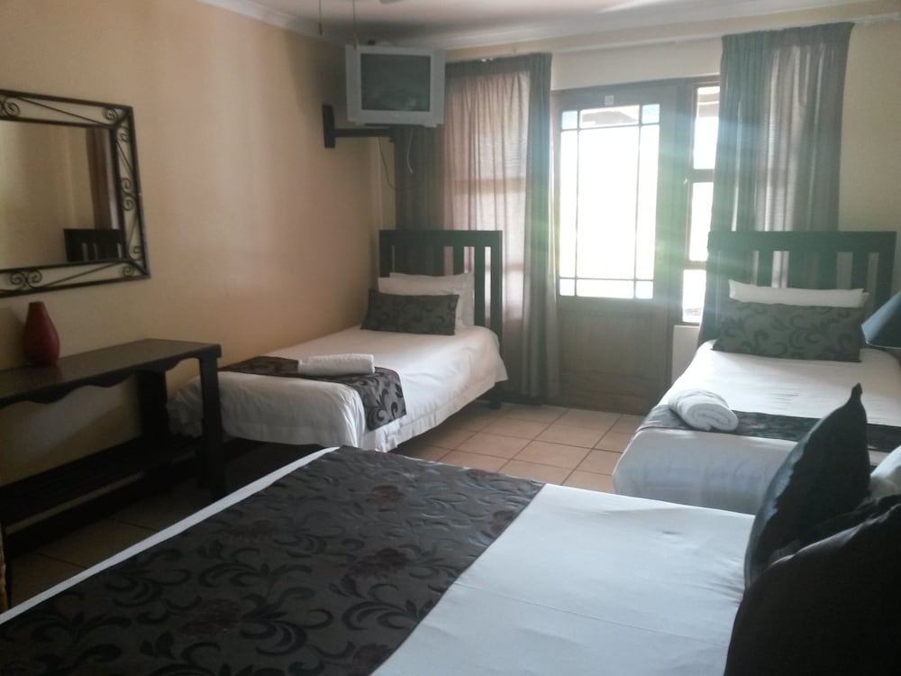 African Sun Guest House 11/36