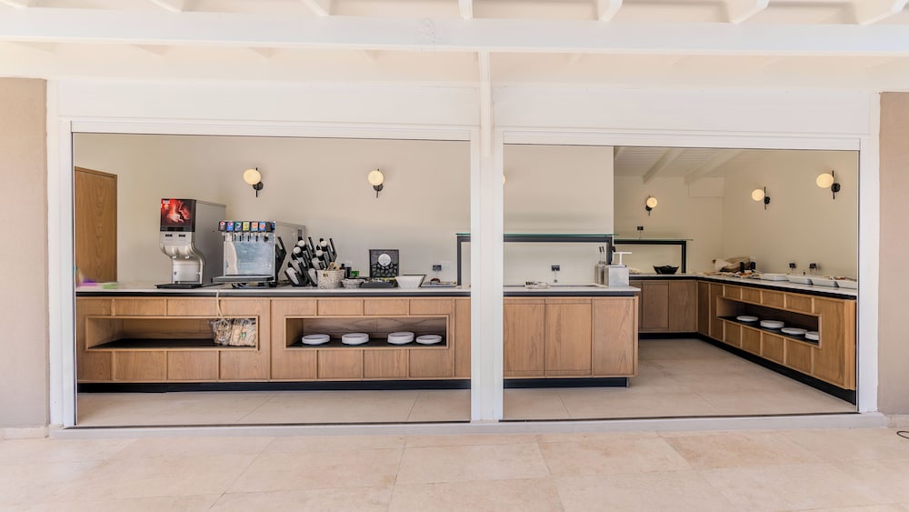 Iolida Corfu Resort & Spa by Smile Hotels 10/50