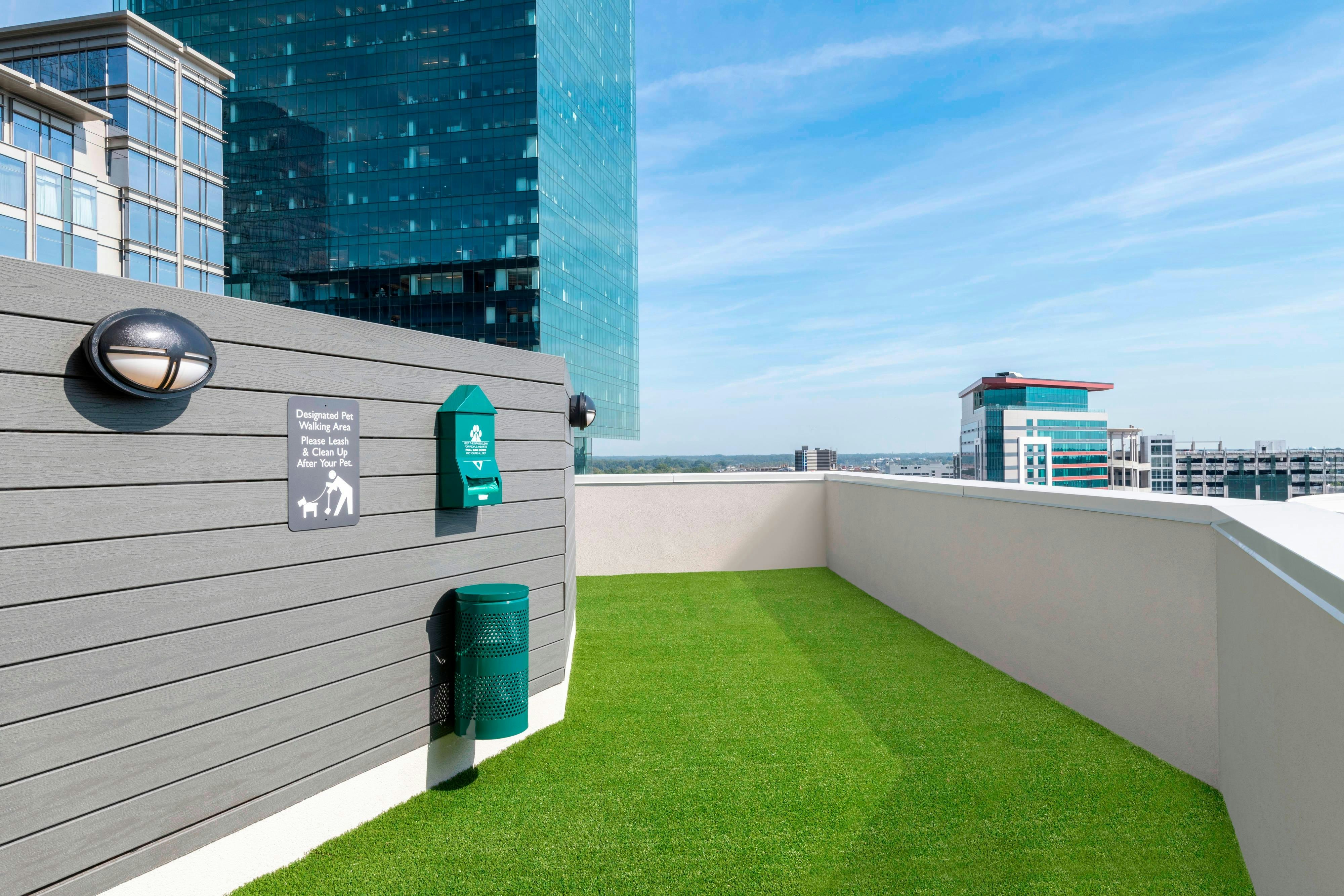 Ac Hotel By Marriott Charlotte City Center 59/61
