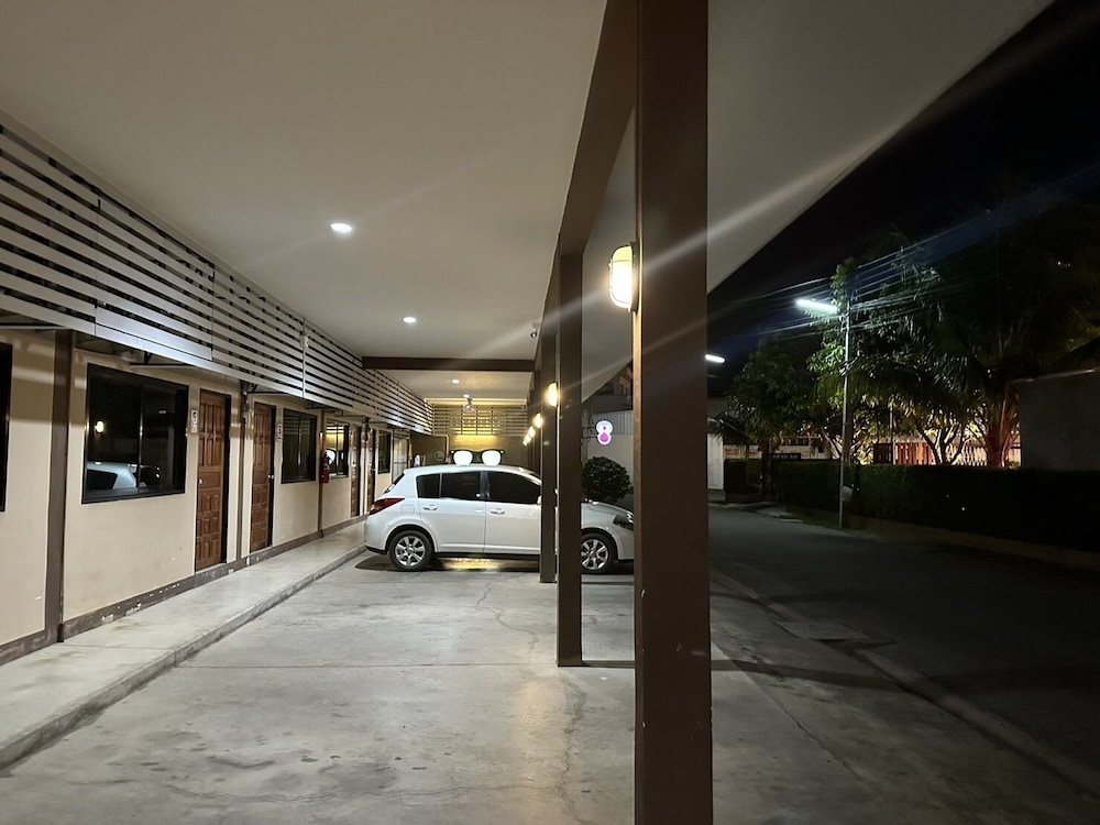 Warm Well Hostel Kanchanaburi 58/68