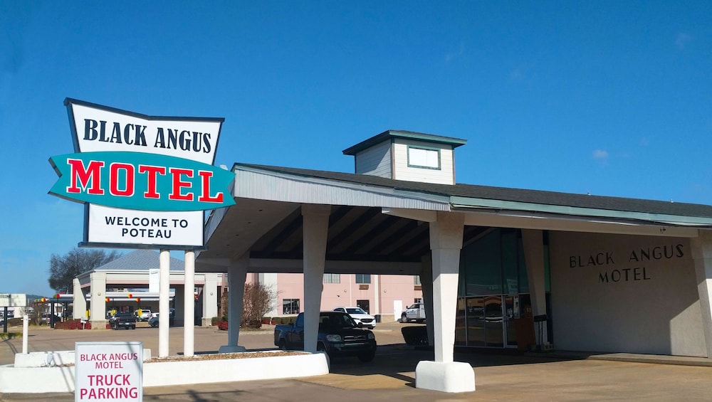 BLACK ANGUS MOTEL POTEAU 1/26