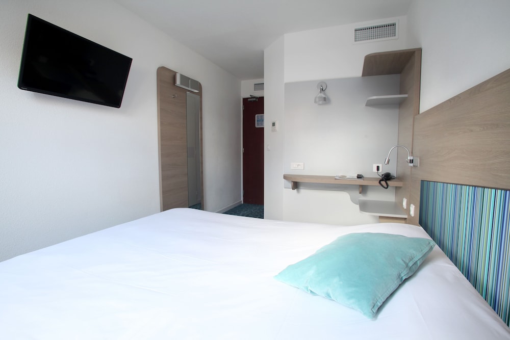 HOTEL REVOTEL 21/47