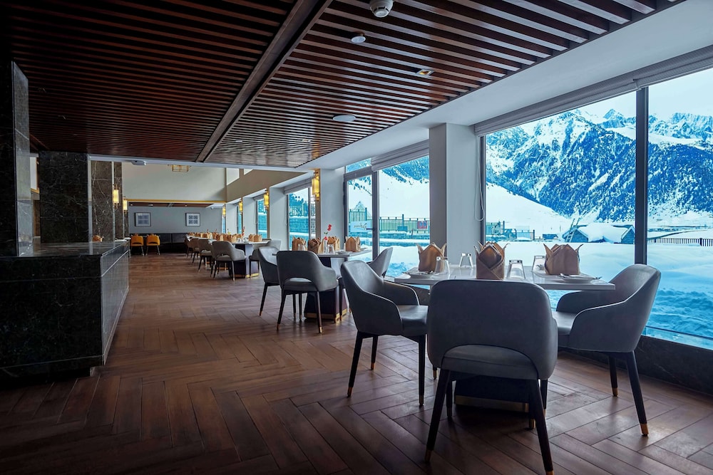 Radisson Sonamarg 24/36