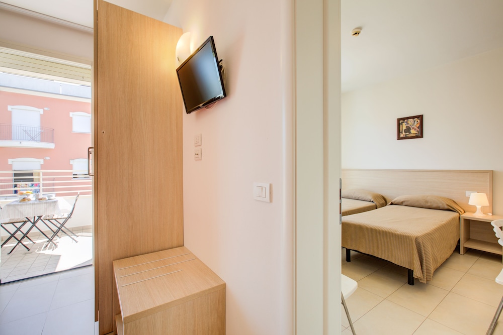 Wally Residence 26/49
