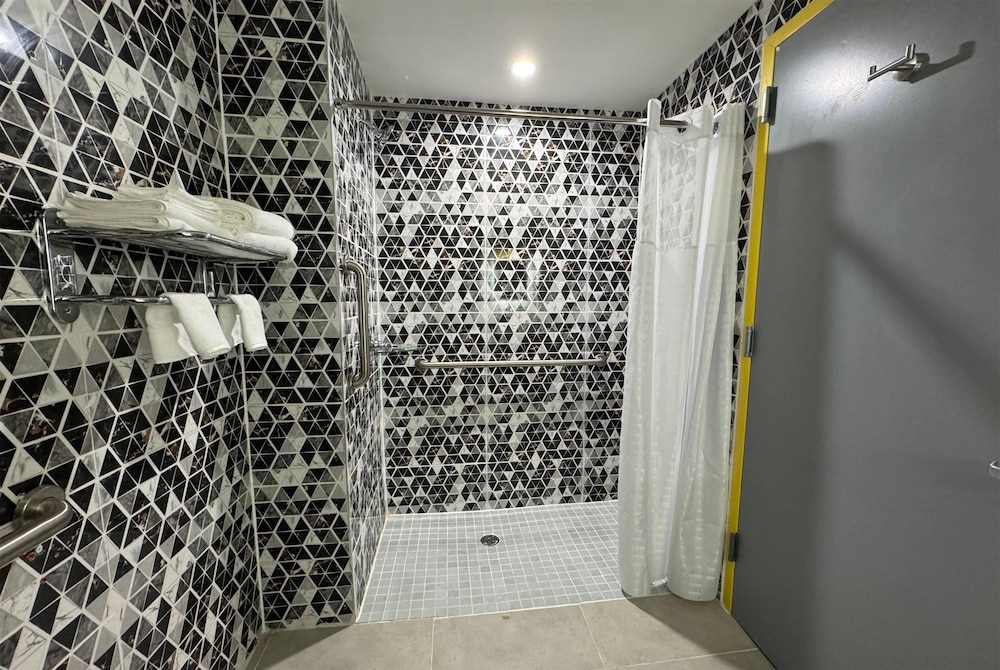 Days Inn by Wyndham New York Chinatown 58/59