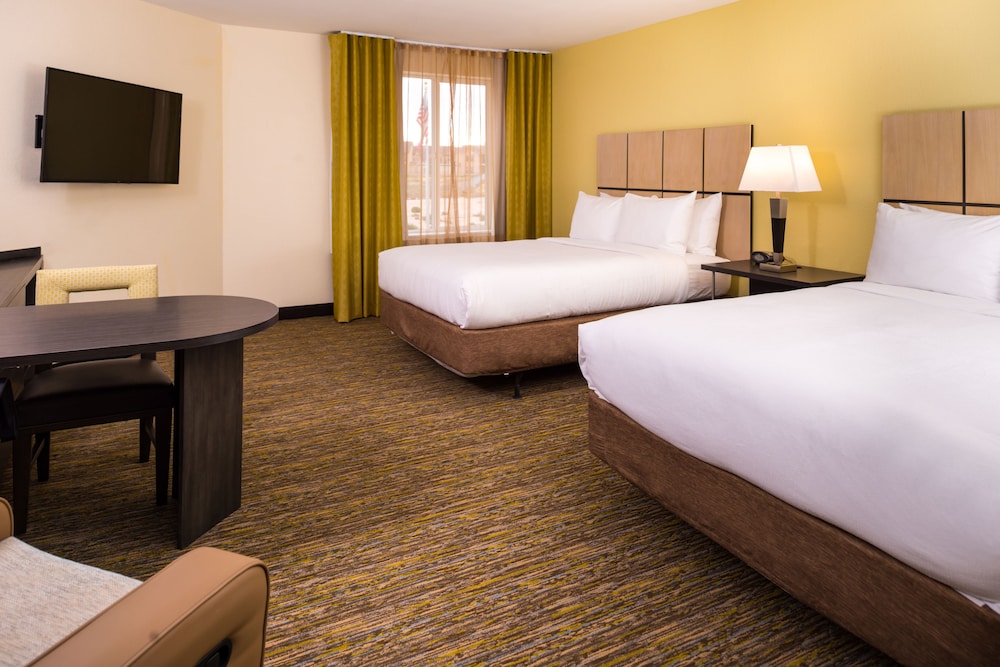 CANDLEWOOD SUITES CARLSBAD SOUTH 12/50