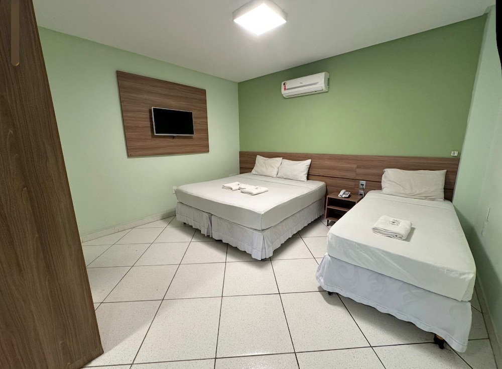 Domus Hotel 9/45