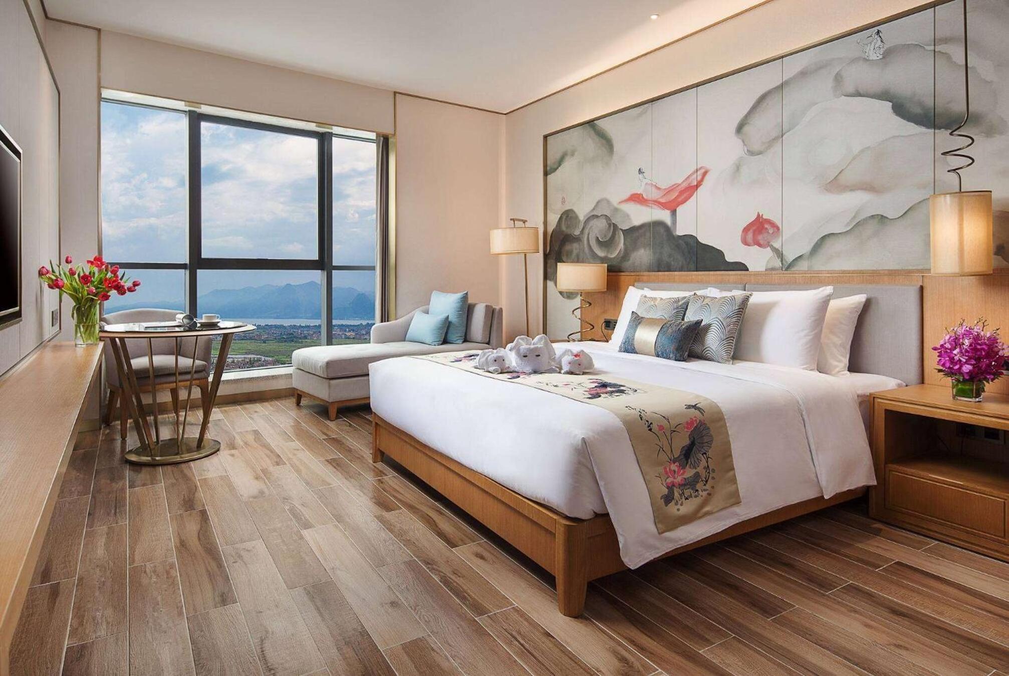 غرفة بزنس بسرير كينج وسرير كوين