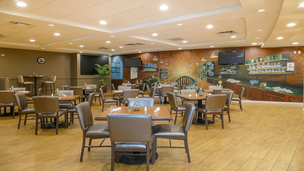 Holiday Inn Fort Myers - Downtown Area an IHG Hotel (ex. The Edison at Midtown) 42/58