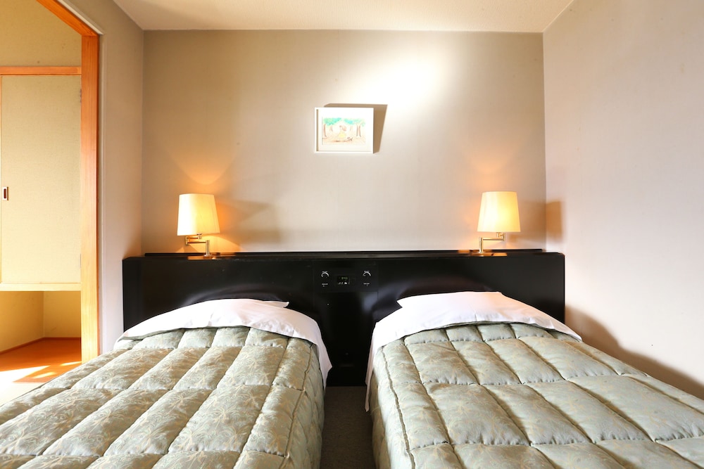 Hotel Silk Inn Madarao 26/50