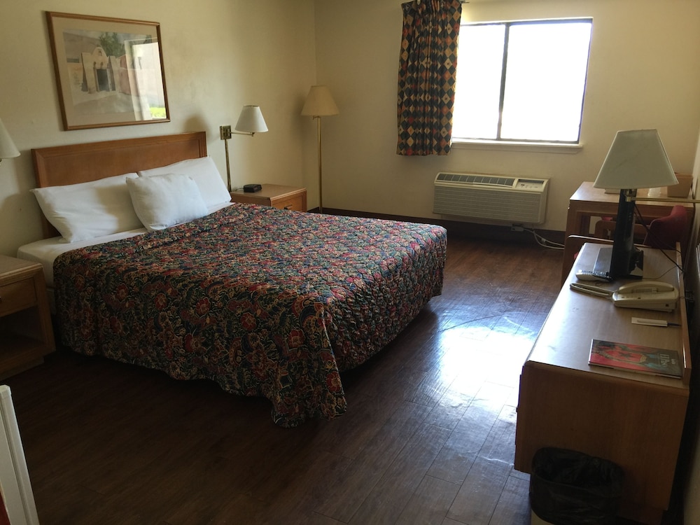 Extend a Suites El Paso, Texas 12/25