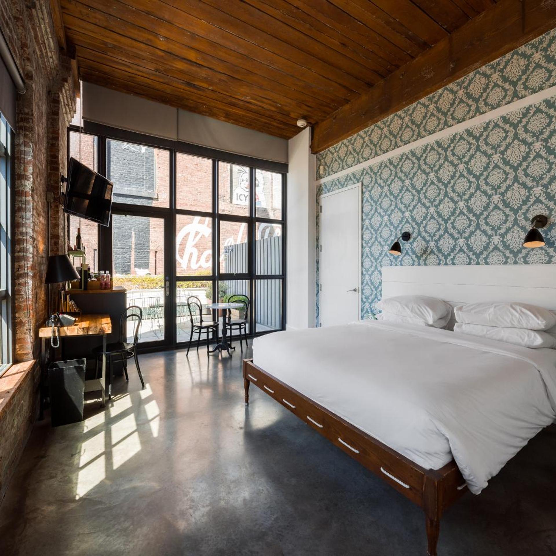 Brooklyn, Terrace، Wythe Hotel 2/7