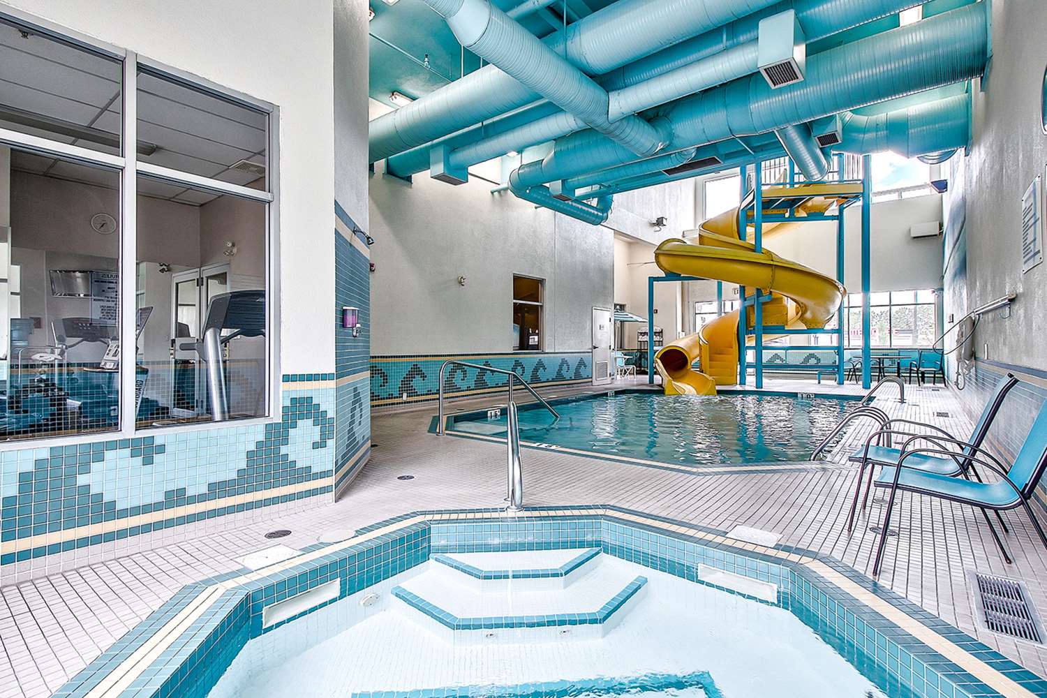 Comfort Inn and Suites South Calgary 4/4