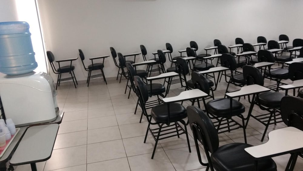 Costa do Rio Hotel 12/15