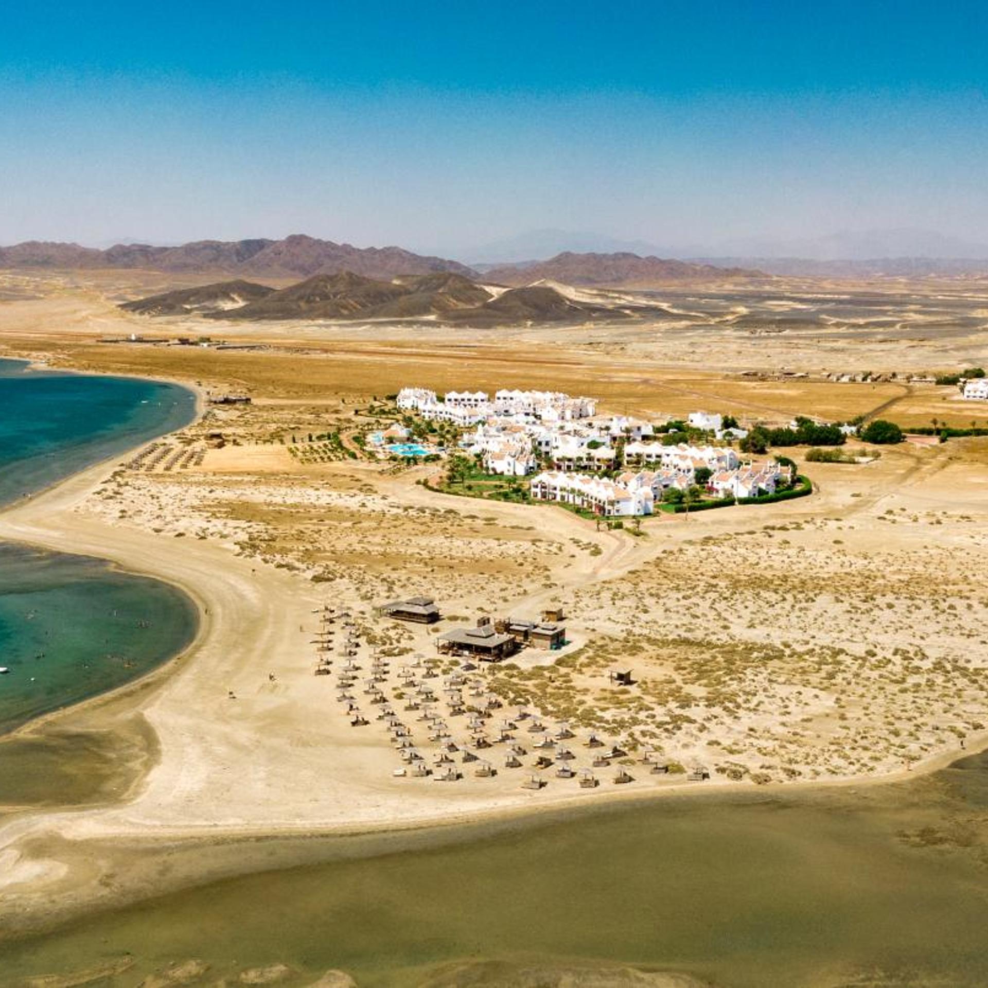 Lahami Bay Beach Resort And Gardens 68/79