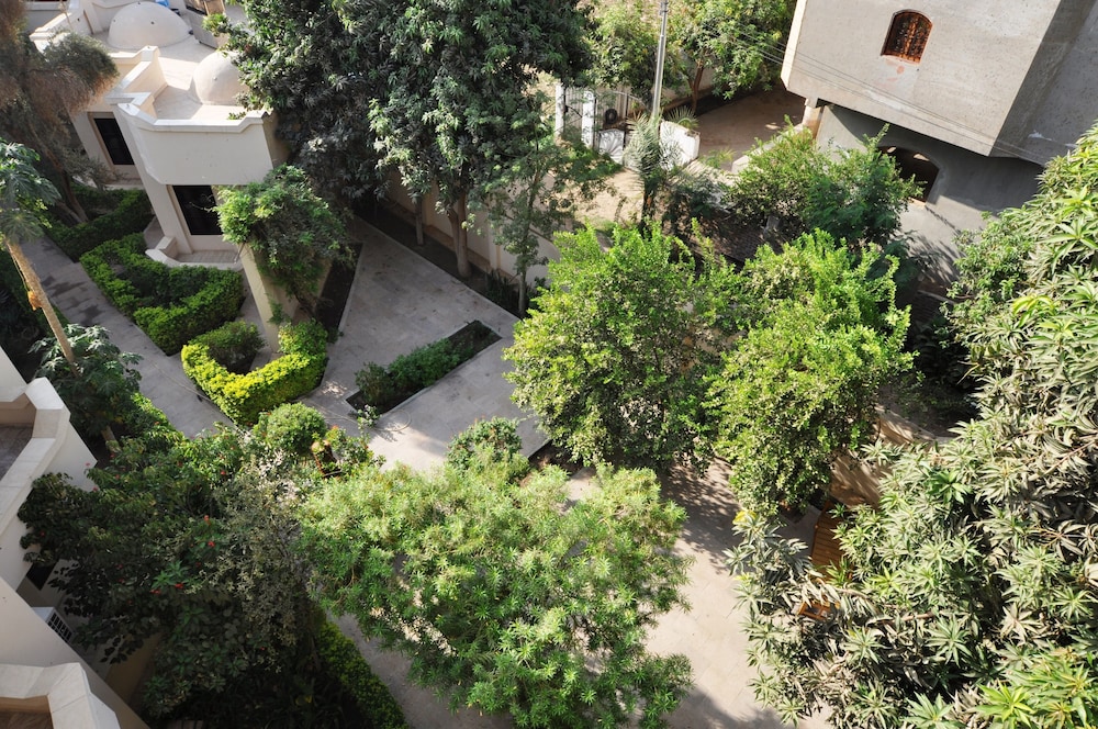 El Nakhil Hotel 40/50