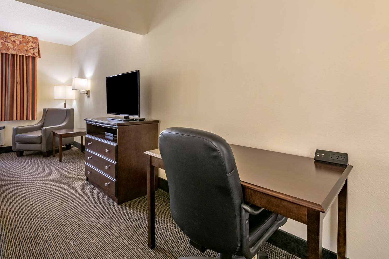Best Western Gateway Grand 50/54