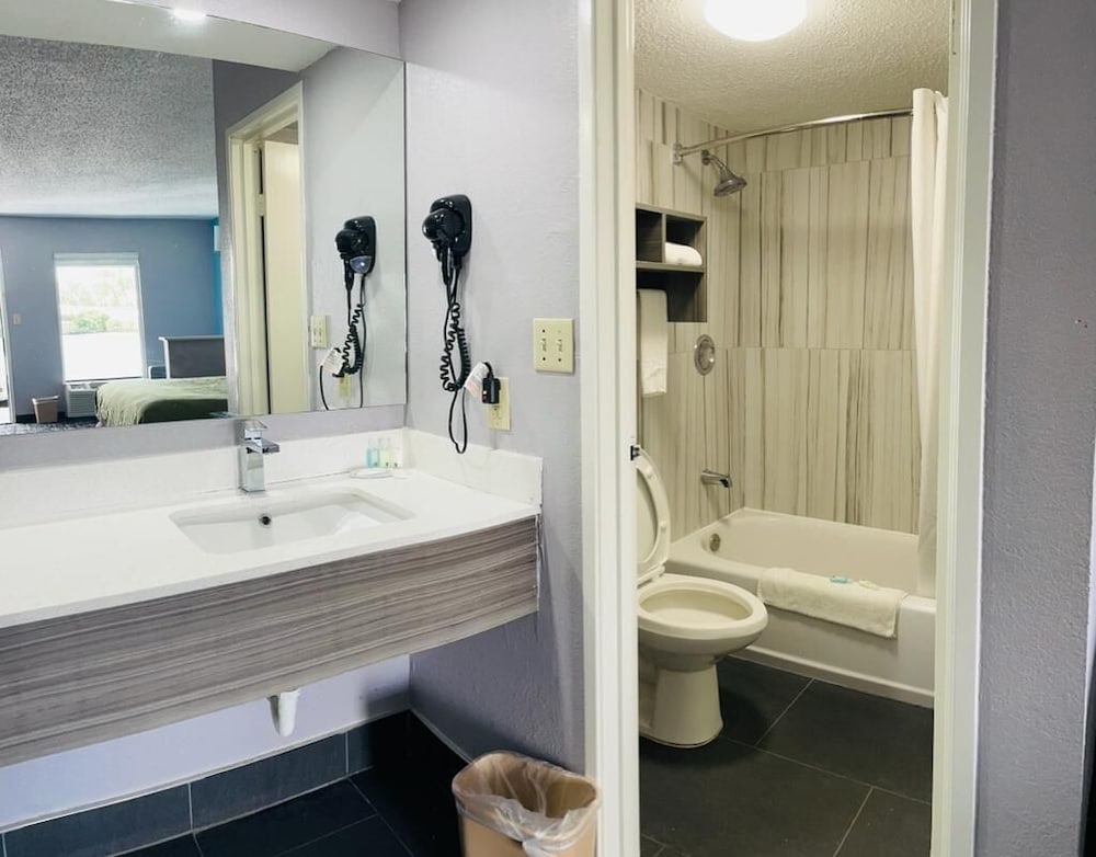 Quality Inn Newberry 30/33
