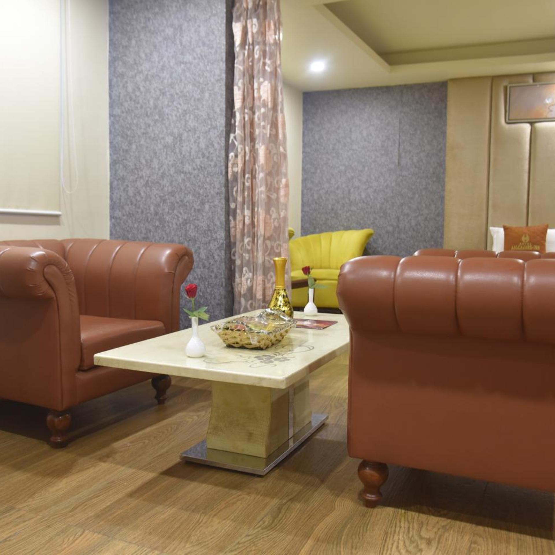 Hotel Aalcajars Inn 33/50
