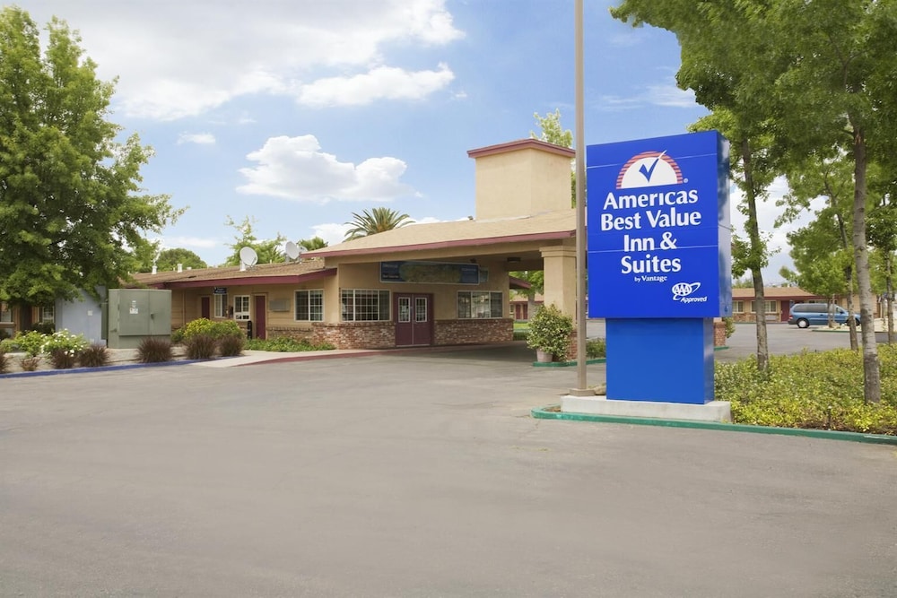 Oroville Value Suites 3/16