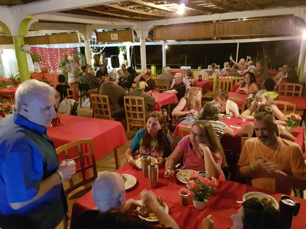 Fun Holiday Beach Resort 53/73