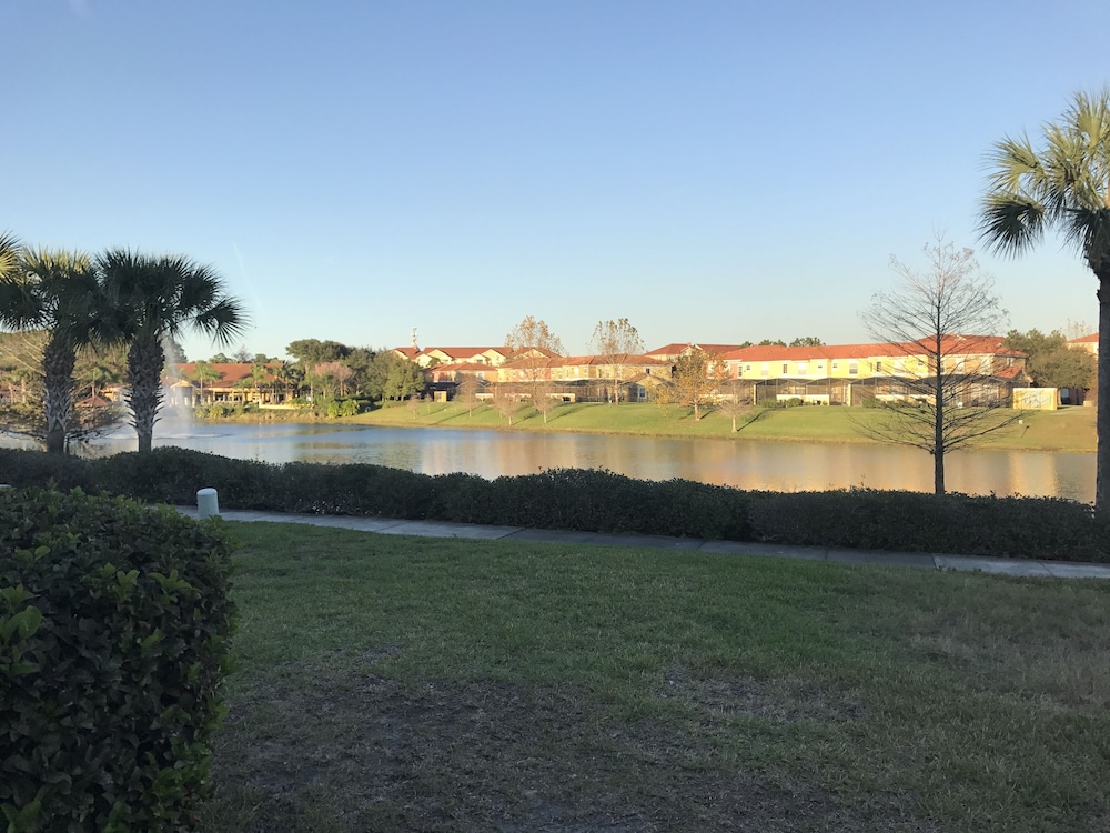 Encantada Resort Vacation Townhomes by IDILIQ in KISSIMMEE - FL