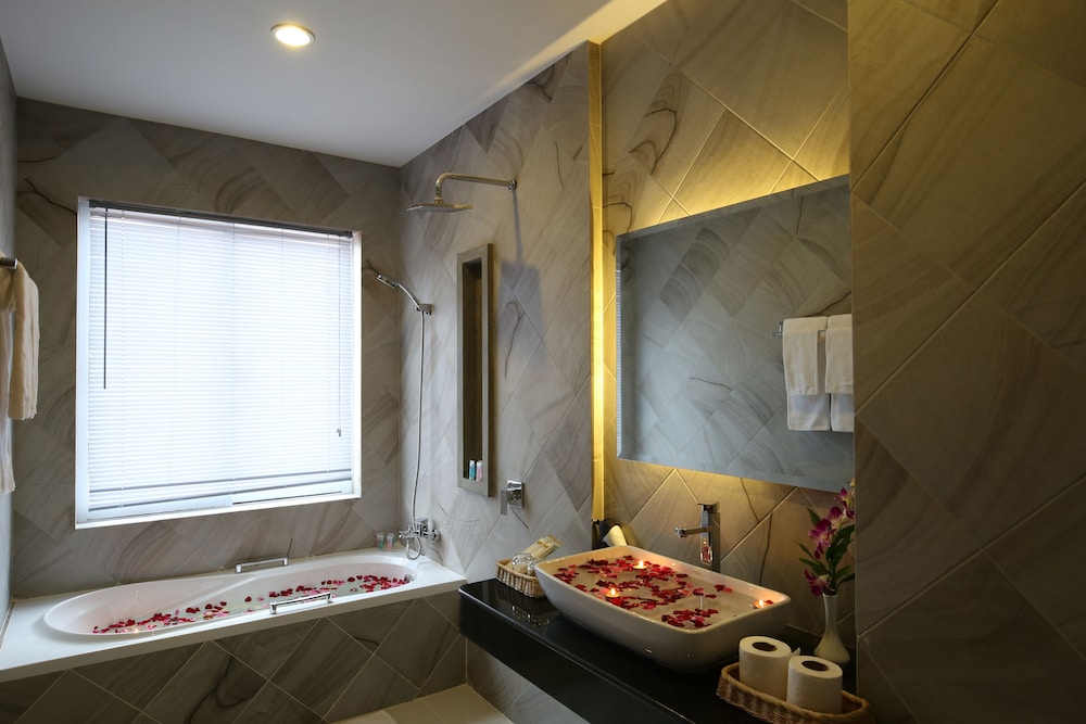 Holy Angkor Hotel 33/65