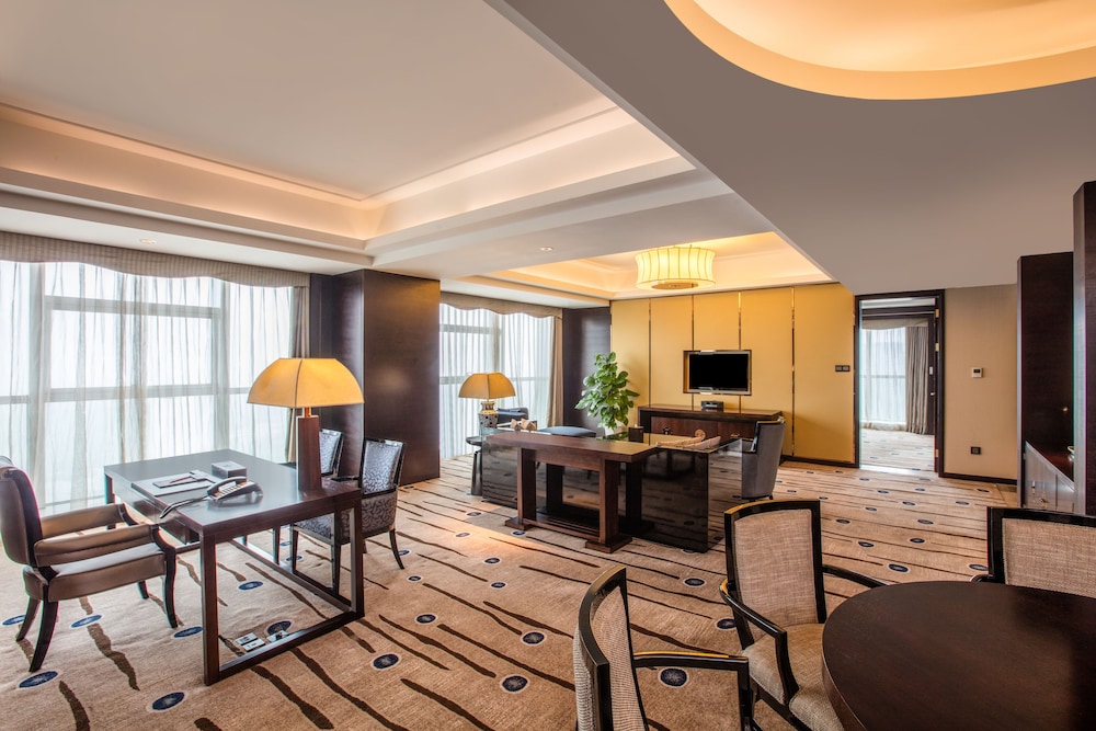Crowne Plaza Yiwu Expo 33/50