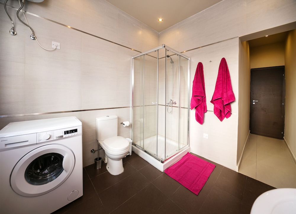 Instyle Aparthotel 47/49