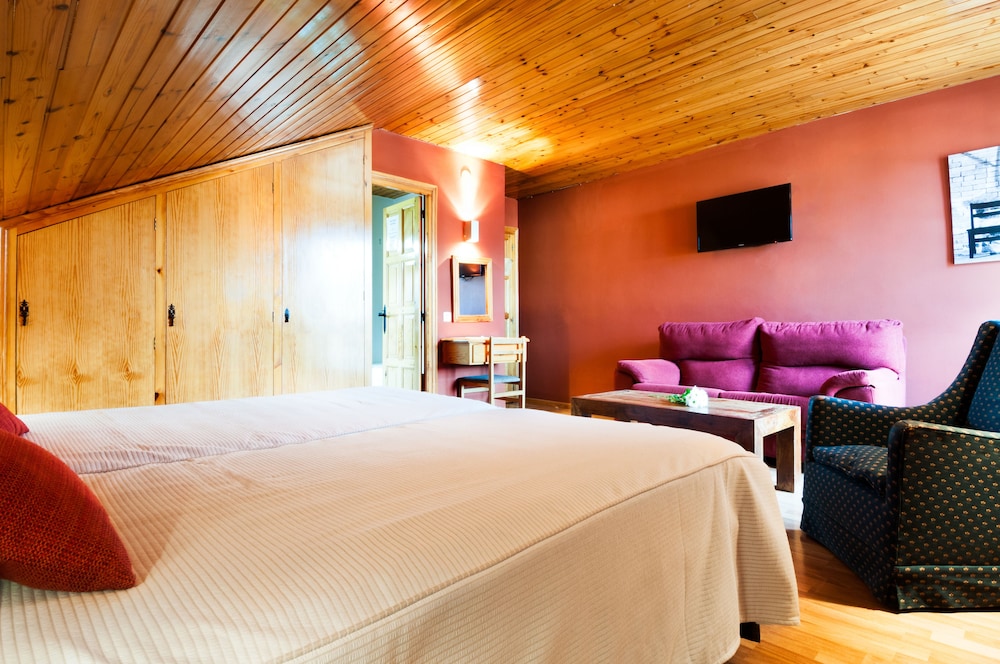 Hotel Esquirol 34/41